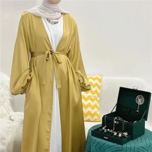 abaya satin jaune