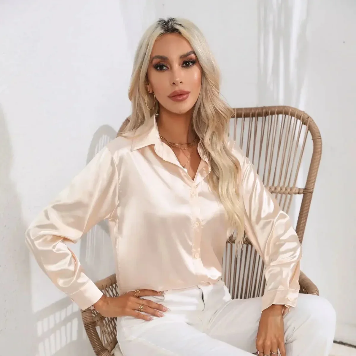 chemise satin beige femme